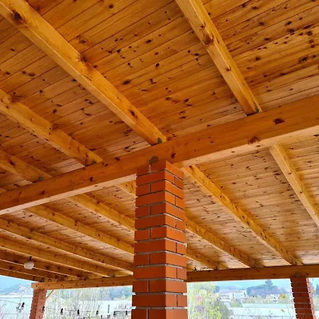 Bar Kafe Pjetri Δωμάτια σε οικογενειακή κατοικία