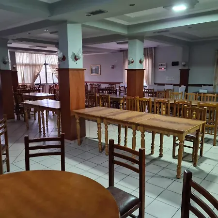 Pansiyon Bar Kafe Pjetri *