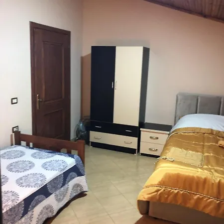 Pansiyon Bar Kafe Pjetri *