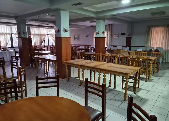 Séjour chez l'habitant Bar Kafe Pjetri *