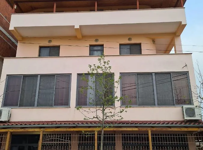 Séjour chez l'habitant Bar Kafe Pjetri Patza-Kuqani