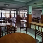 Bar Kafe Pjetri Homestay *