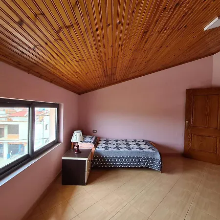 Bar Kafe Pjetri Pansiyon *