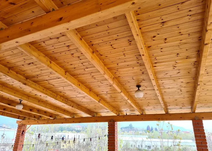 Bar Kafe Pjetri Patza-Kuqani